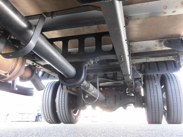 トヨタトヨエース幌ウイング小型（2t・3t）[写真13]