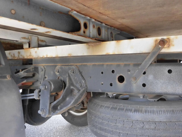 トヨタトヨエース幌ウイング小型（2t・3t）[写真15]