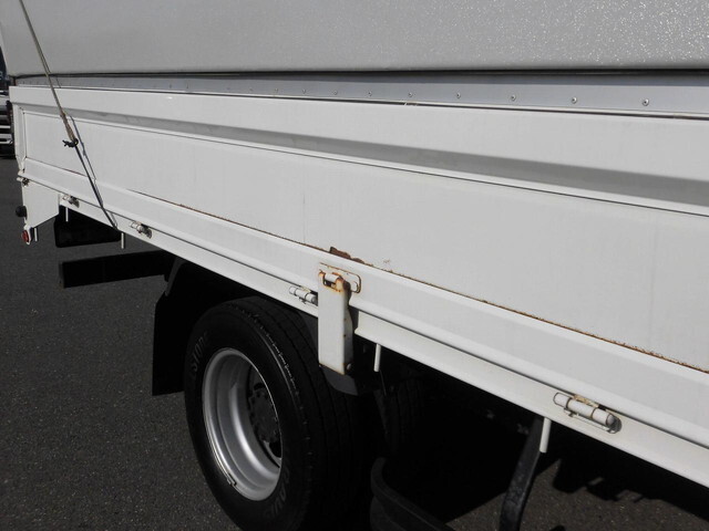トヨタトヨエース幌ウイング小型（2t・3t）[写真28]