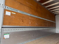 いすゞフォワードアルミウイング中型（4t）[写真11]