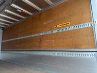 いすゞフォワードアルミウイング中型（4t）[写真12]