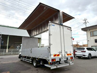 いすゞフォワードアルミウイング中型（4t）[写真02]