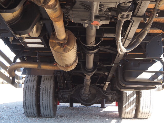 三菱ふそうファイターセルフクレーン4段増トン（6t・8t）[写真11]