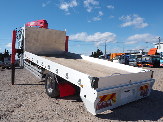 三菱ふそうファイターセルフクレーン4段増トン（6t・8t）[写真02]