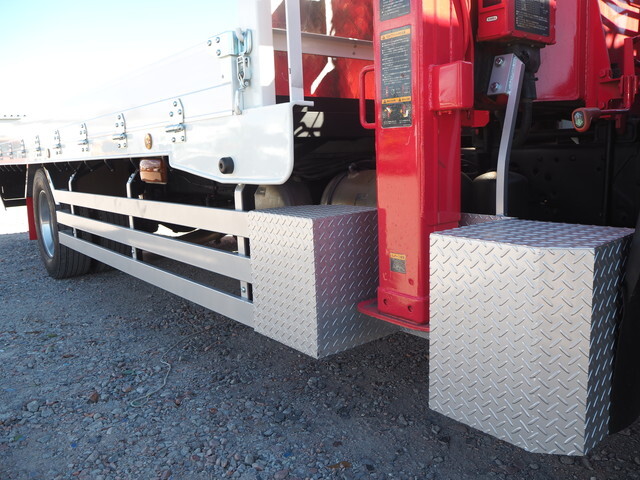 三菱ふそうファイターセルフクレーン4段増トン（6t・8t）[写真23]