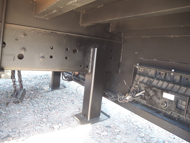 三菱ふそうファイターセルフクレーン4段増トン（6t・8t）[写真06]