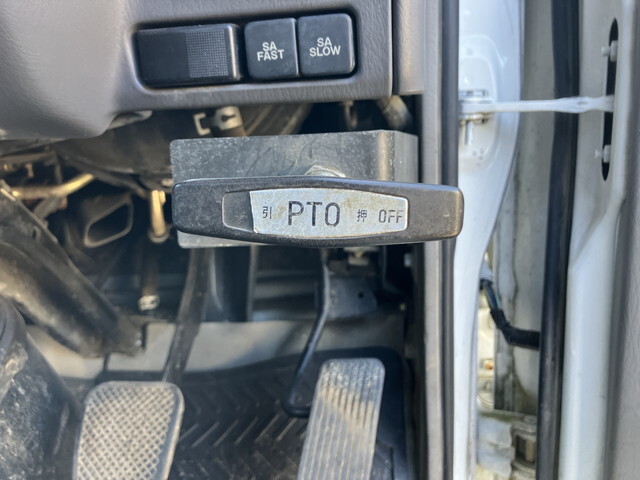 マツダタイタンクレーン付小型（2t・3t）[写真38]