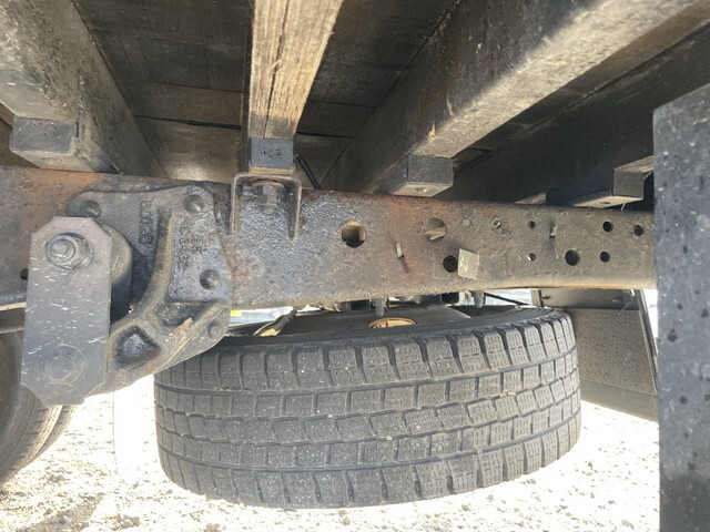 いすゞエルフ平ボディ小型（2t・3t）[写真19]