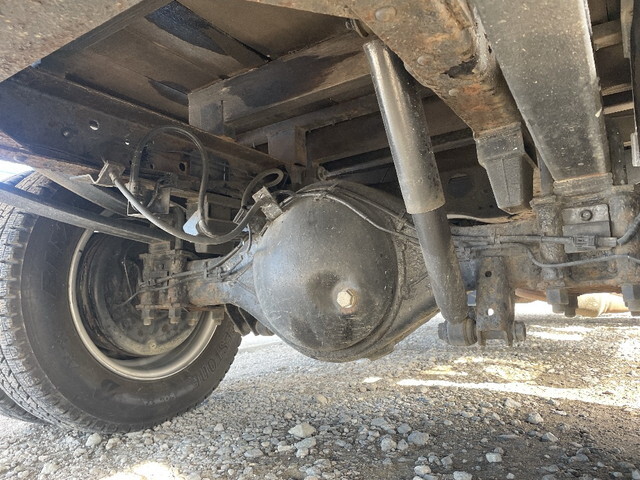 いすゞエルフ平ボディ小型（2t・3t）[写真23]