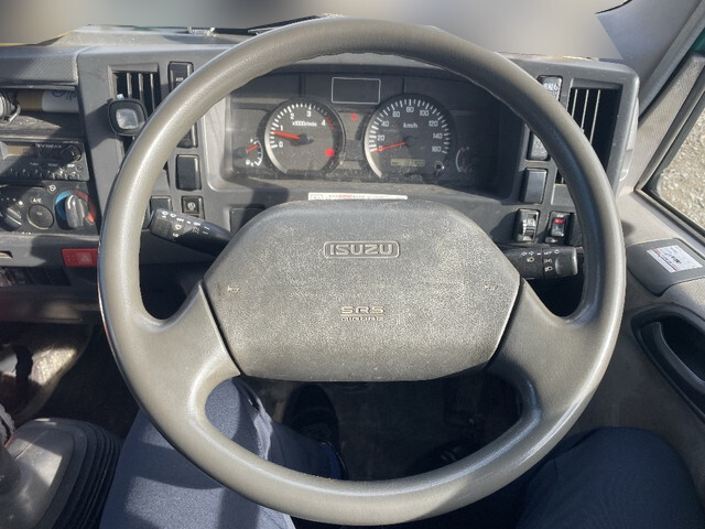 いすゞエルフ平ボディ小型（2t・3t）[写真34]