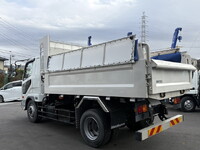 三菱ふそうファイターダンプ増トン（6t・8t）[写真02]