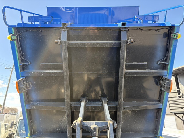 三菱ふそうファイターダンプ増トン（6t・8t）[写真14]