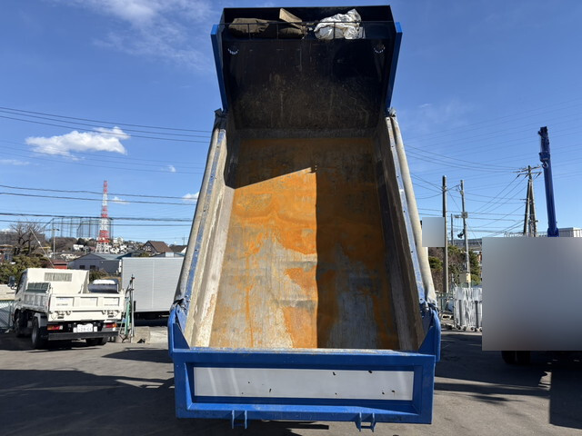 三菱ふそうファイターダンプ増トン（6t・8t）[写真09]