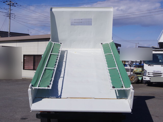 いすゞフォワードダンプ中型（4t）[写真12]