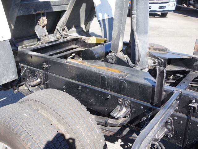 いすゞフォワードダンプ中型（4t）[写真06]