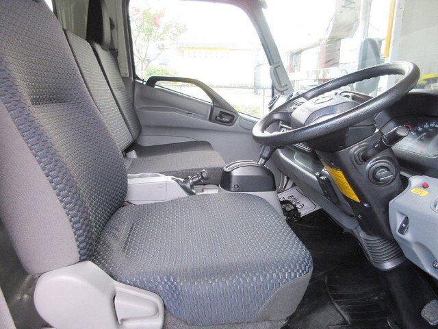 日野デュトロキャリアカー小型（2t・3t）[写真24]