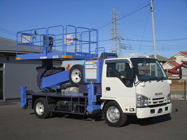 いすゞエルフ高所作業車小型（2t・3t）[写真03]