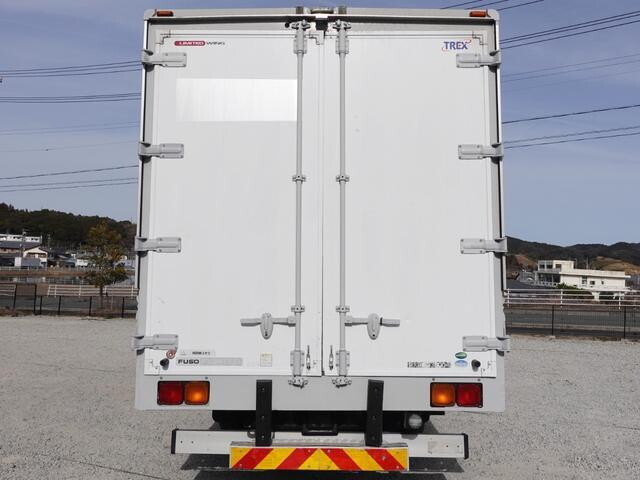 三菱ふそうファイターアルミウイング中型（4t）[写真02]