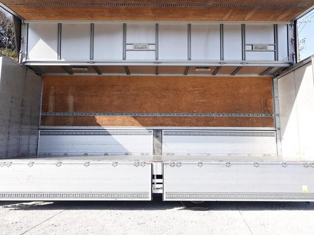 日野レンジャーアルミウイング増トン（6t・8t）[写真13]