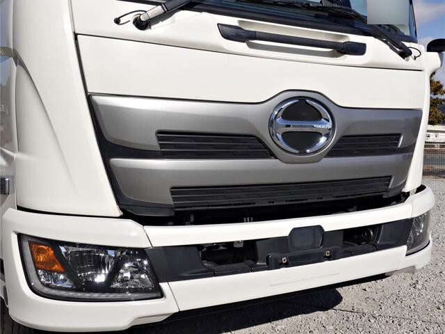 日野レンジャー冷凍車（冷蔵車）中型（4t）[写真05]