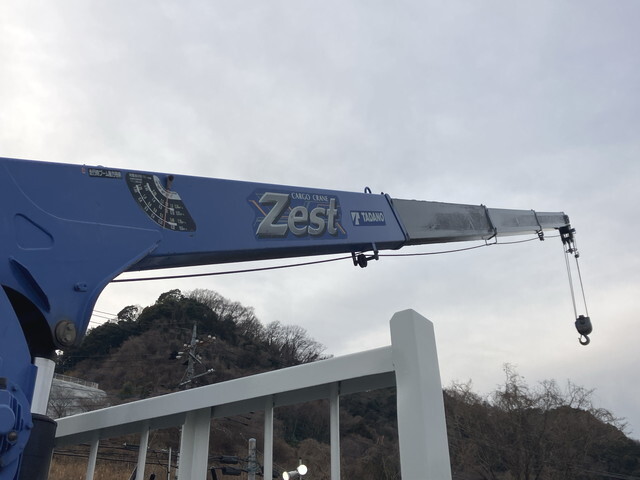 いすゞフォワードクレーン4段中型（4t）[写真14]