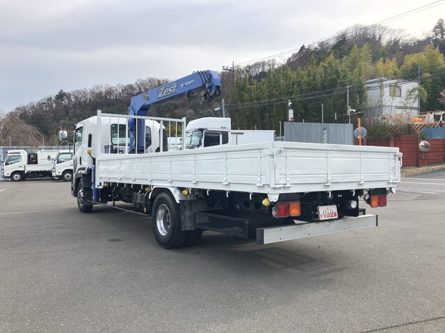 いすゞフォワードクレーン4段中型（4t）[写真04]