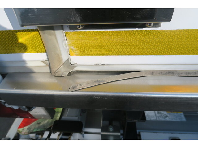 いすゞエルフアルミバン小型（2t・3t）[写真38]