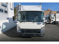 いすゞエルフアルミバン小型（2t・3t）[写真06]