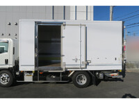 いすゞエルフアルミバン小型（2t・3t）[写真08]