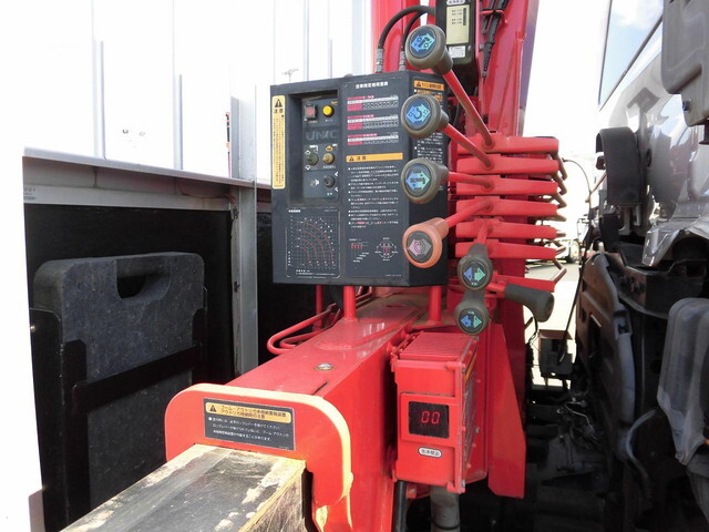 日野レンジャークレーン4段中型（4t）[写真10]