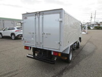 いすゞエルフアルミバン小型（2t・3t）[写真05]