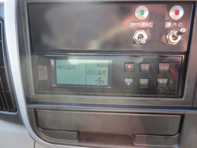 三菱ふそうキャンター冷凍車（冷蔵車）小型（2t・3t）[写真14]