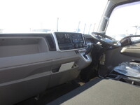 三菱ふそうキャンター冷凍車（冷蔵車）小型（2t・3t）[写真18]