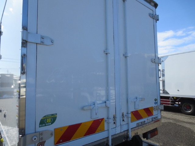 三菱ふそうキャンター冷凍車（冷蔵車）小型（2t・3t）[写真24]