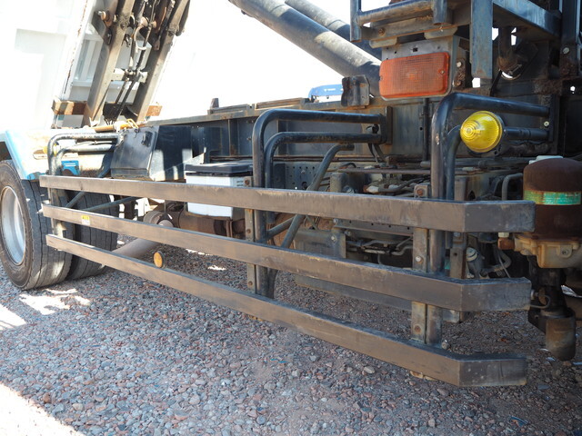 いすゞフォワードコンテナ専用車増トン（6t・8t）[写真15]