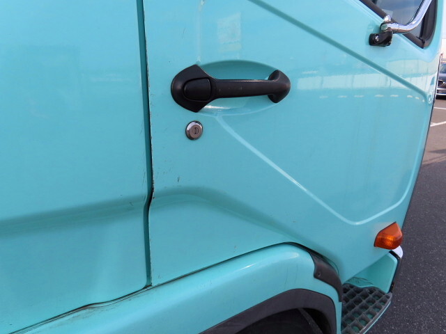 三菱ふそうファイタークレーン5段中型（4t）[写真28]