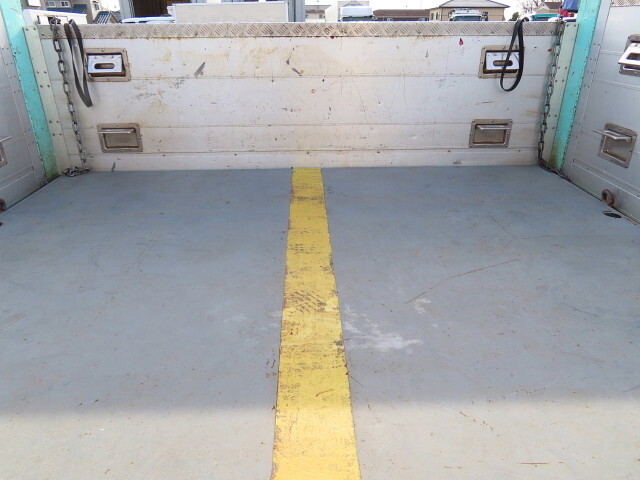 三菱ふそうファイタークレーン5段中型（4t）[写真37]