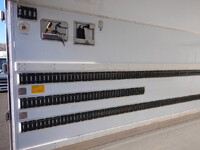 いすゞフォワード冷凍車（冷蔵車）増トン（6t・8t）[写真33]