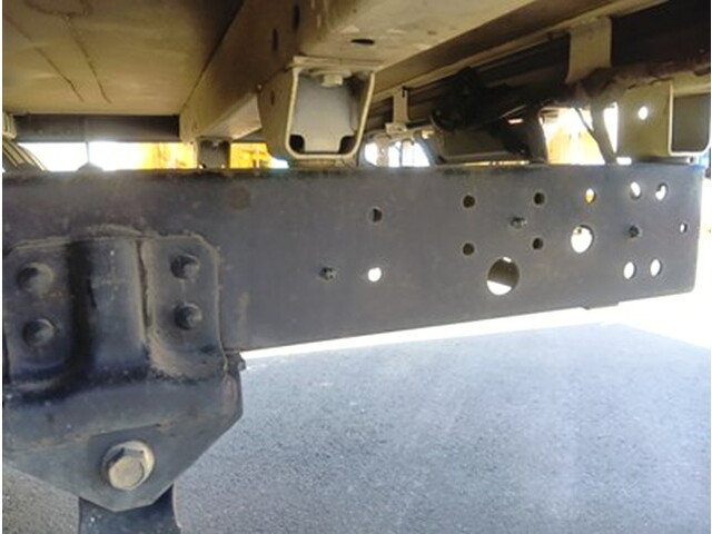 トヨタトヨエース平ボディ小型（2t・3t）[写真10]