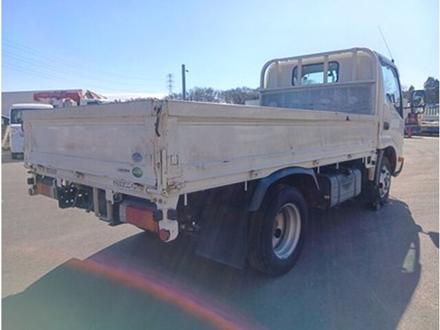 トヨタトヨエース平ボディ小型（2t・3t）[写真04]