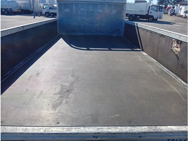 トヨタトヨエース平ボディ小型（2t・3t）[写真07]