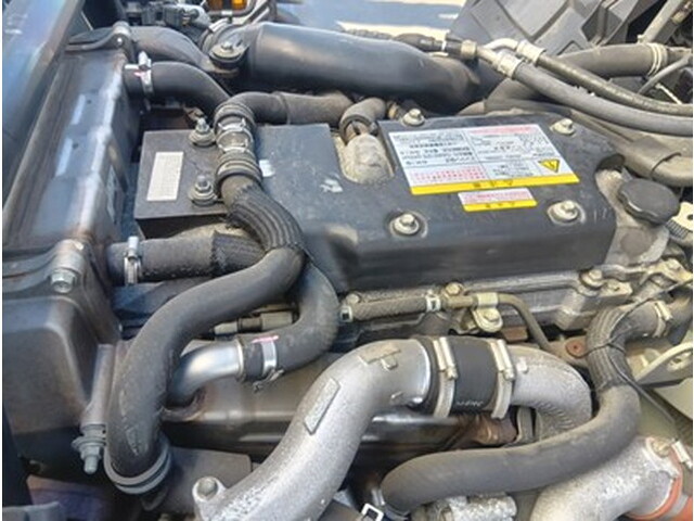 いすゞフォワードアルミブロック中型（4t）[写真15]