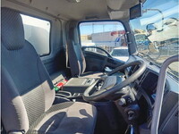 いすゞフォワードアルミブロック中型（4t）[写真20]