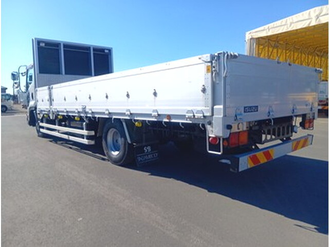 いすゞフォワードアルミブロック中型（4t）[写真02]