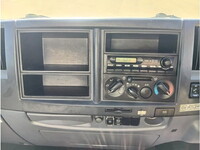 いすゞフォワードアルミブロック中型（4t）[写真23]