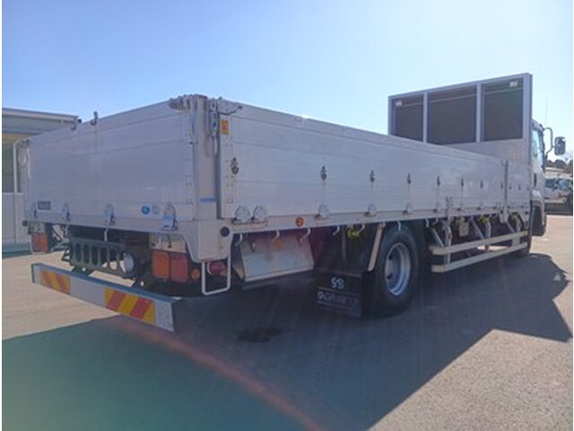 いすゞフォワードアルミブロック中型（4t）[写真04]