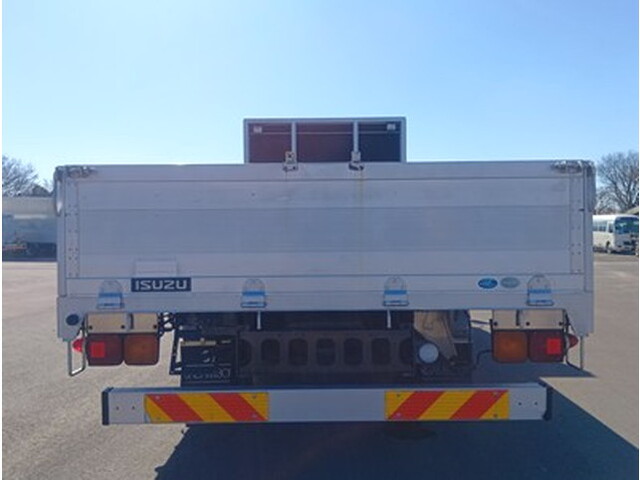 いすゞフォワードアルミブロック中型（4t）[写真05]