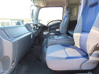 いすゞフォワードアルミウイング中型（4t）[写真22]