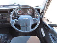 いすゞフォワードアルミウイング中型（4t）[写真23]