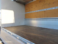 いすゞフォワードアルミウイング中型（4t）[写真28]